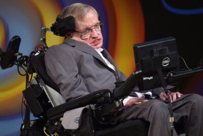 STEPHEN Hawking Warns: “In The Future, The Superhumans Will End Humanity “